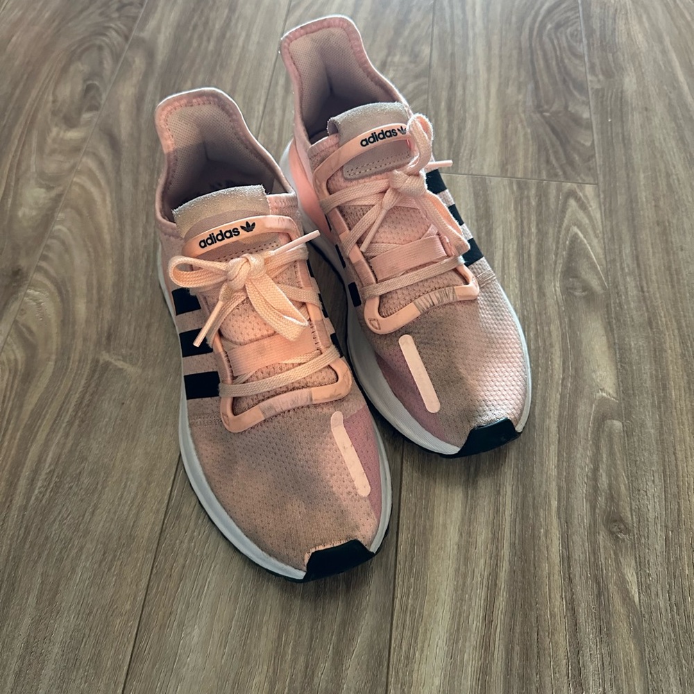 Adidas Women’s Pink Running Sneakers